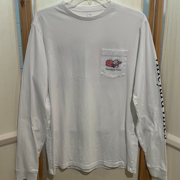 VINEYARD VINES Sz M White Happy Valentine's Day Whale Logo T-Shirt Top - Picture 1 of 8